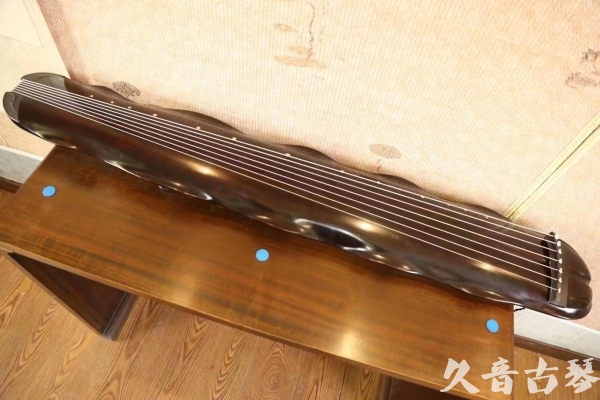 黔南布依族苗族自治州●久音古琴  ●今日推荐 20230518 [高级精品演奏级蕉叶式]