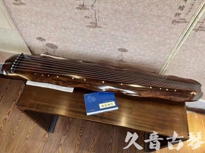 黔南布依族苗族自治州●久音古琴  ●今日推荐 20230830 【冰丝断纹蕉叶】