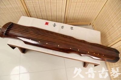 黔南布依族苗族自治州●久音古琴  ●今日推荐20240508  [断纹伏羲式]